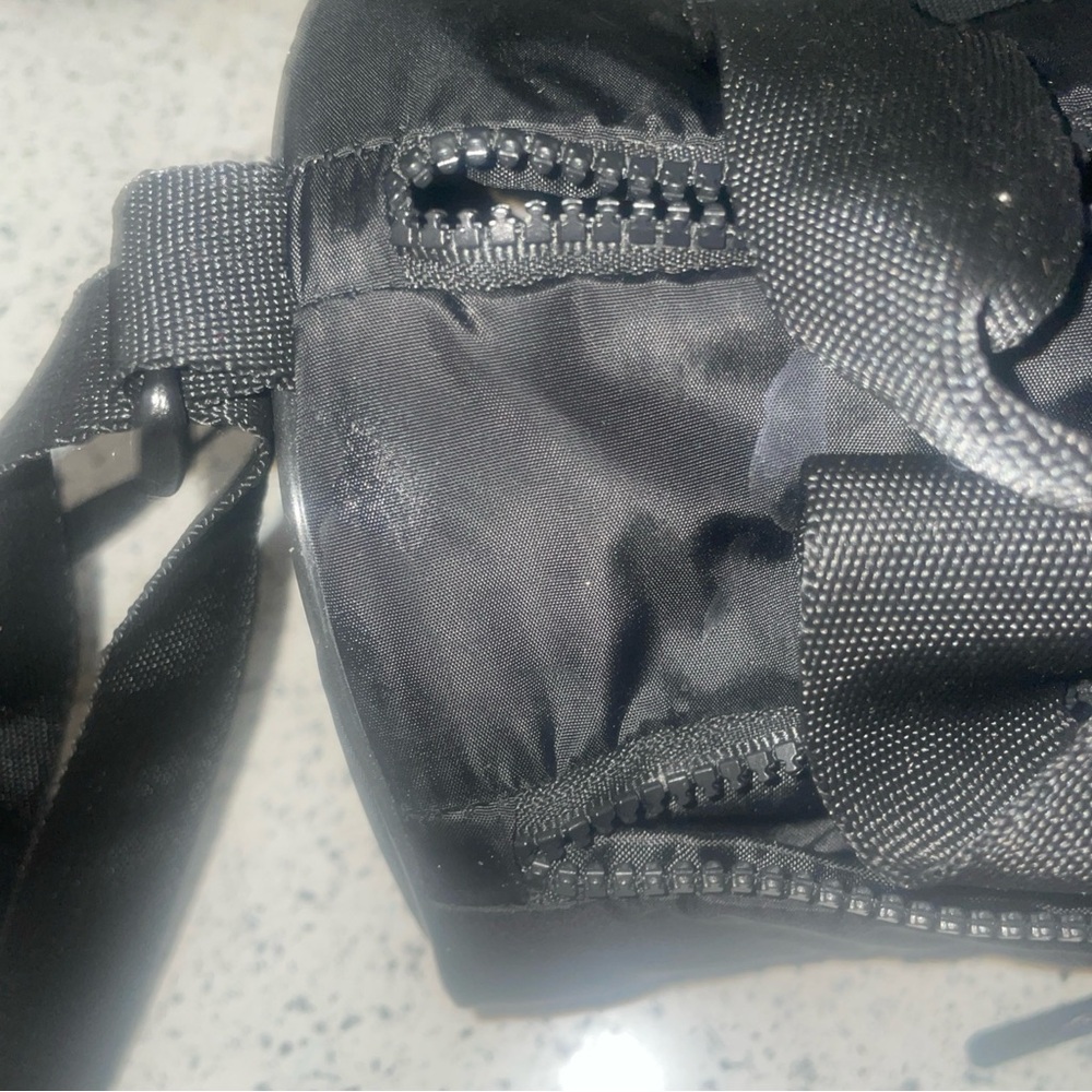 Stylish Reebok gym bag - Picture 15 of 16
